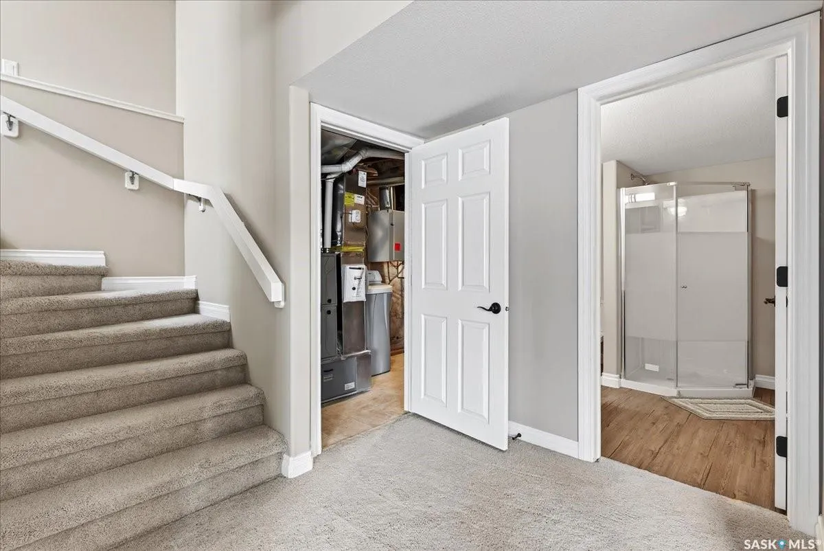 4029 Alton CRESCENT