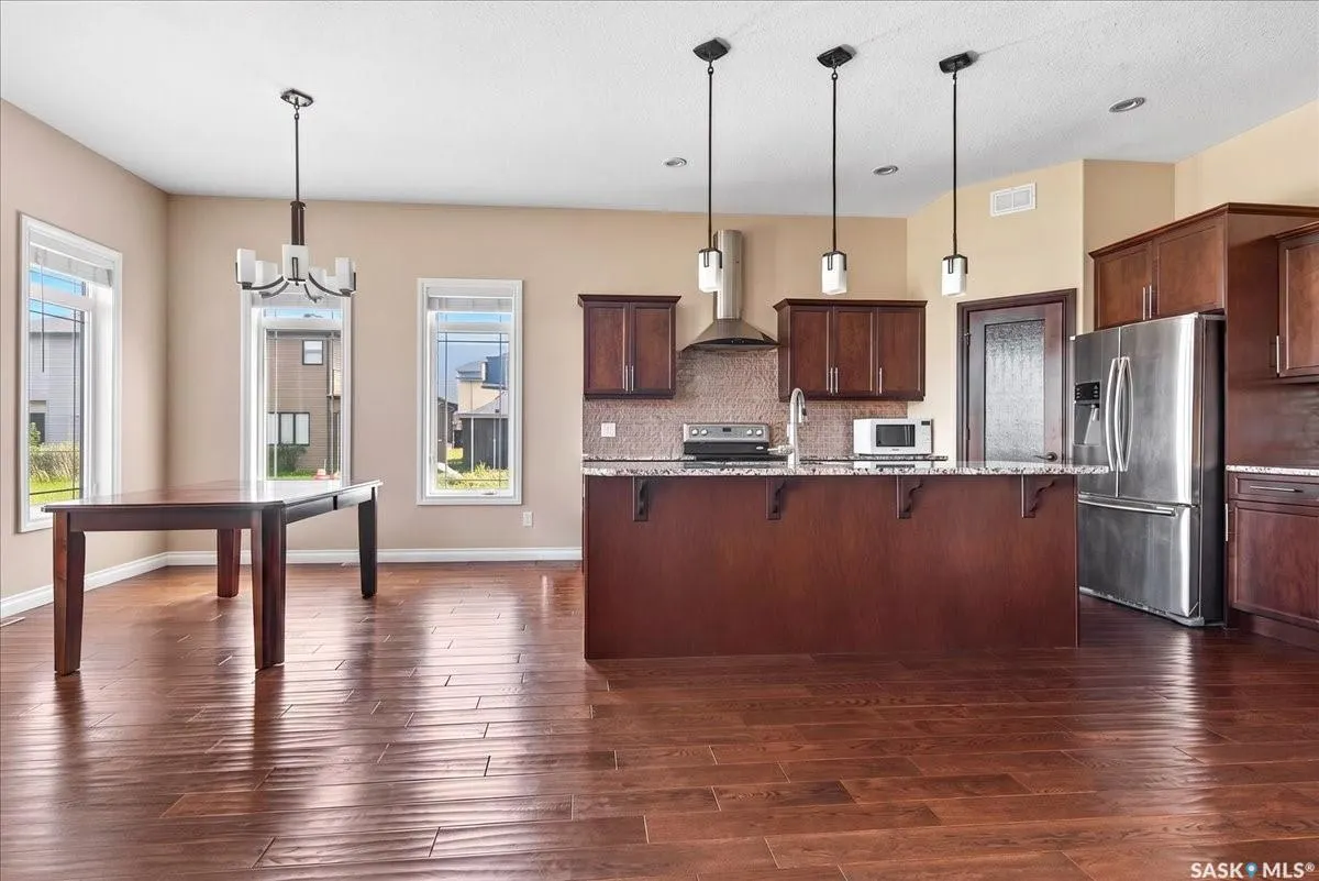 4029 Alton CRESCENT