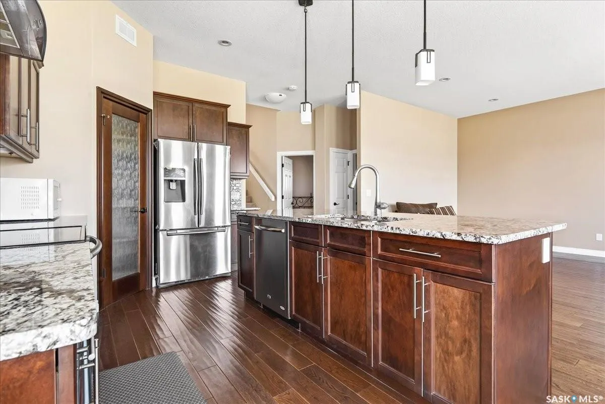 4029 Alton CRESCENT