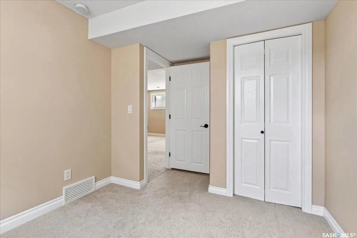 4029 Alton CRESCENT