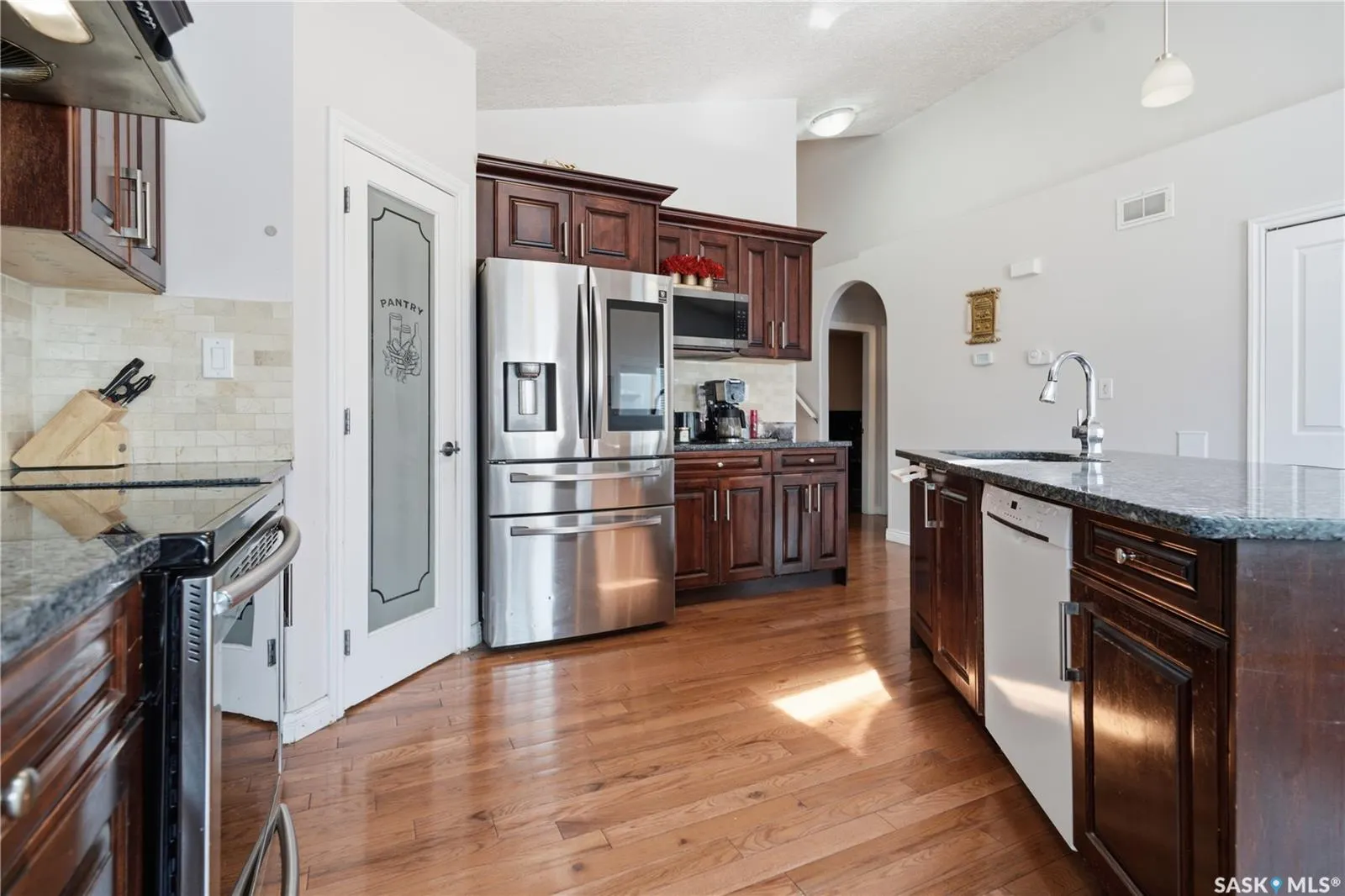 5122 Canuck CRESCENT