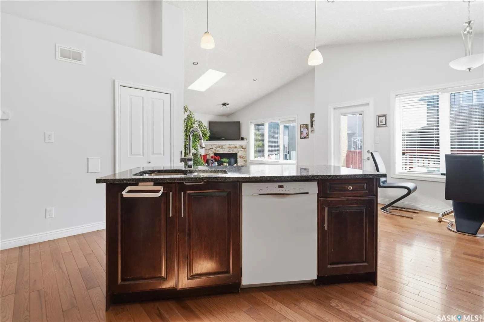 5122 Canuck CRESCENT