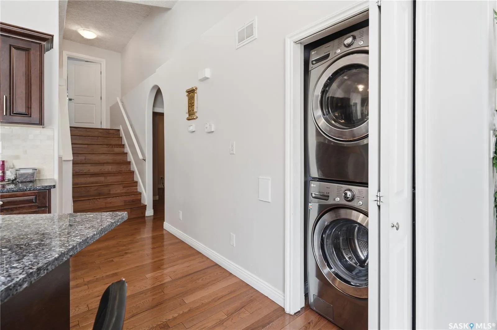 5122 Canuck CRESCENT