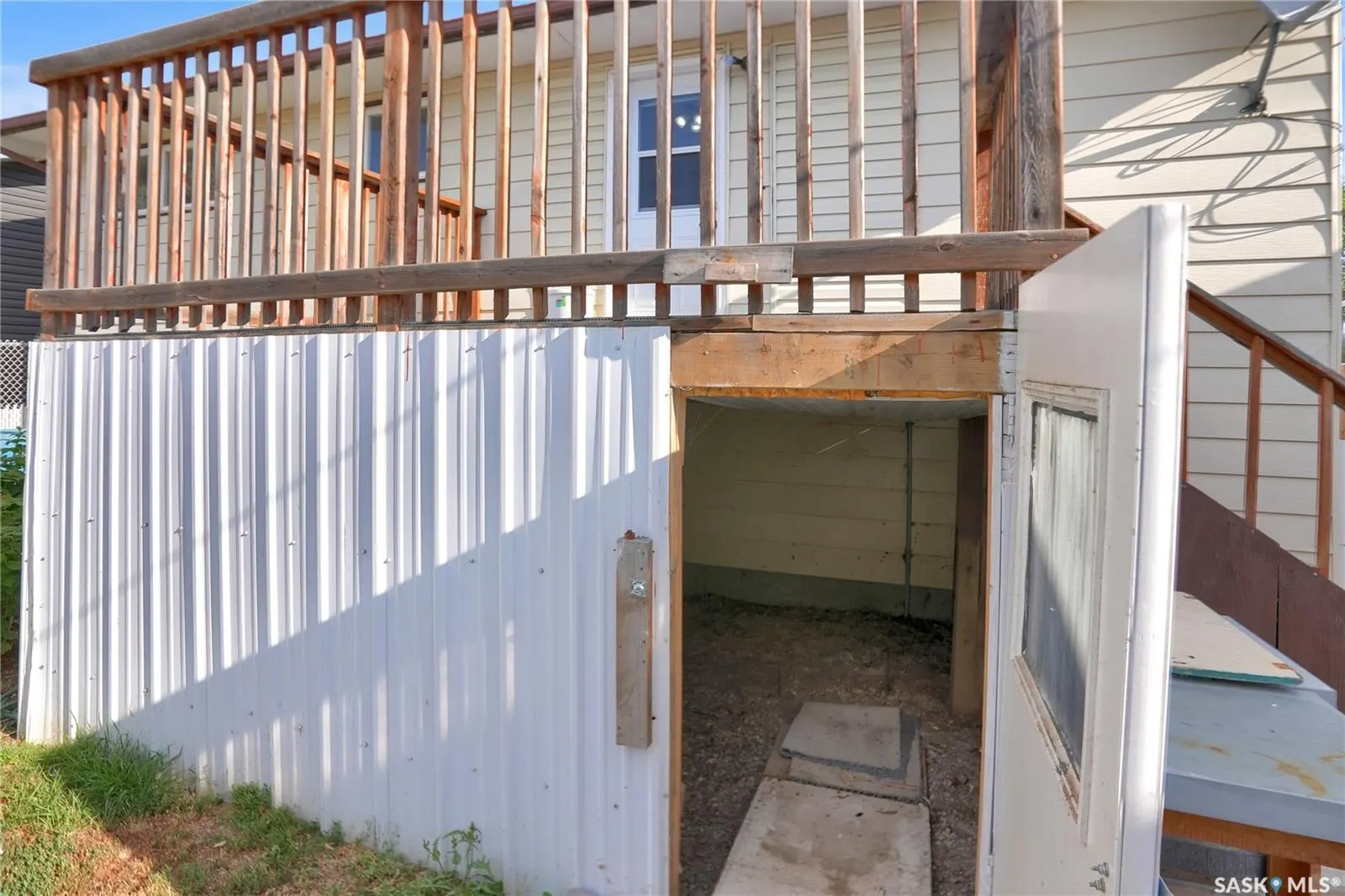 1507 Caribou STREET W