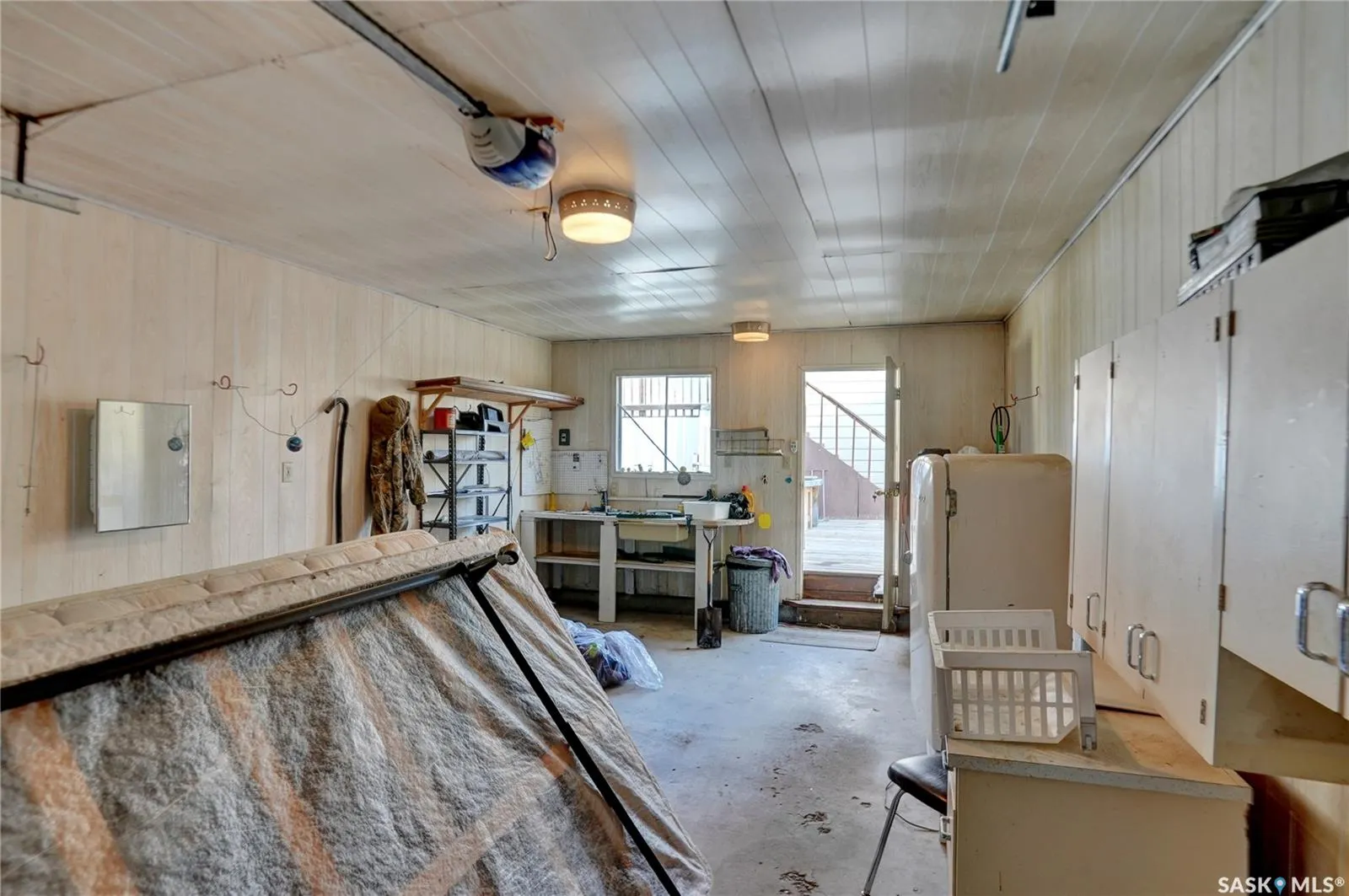 1507 Caribou STREET W