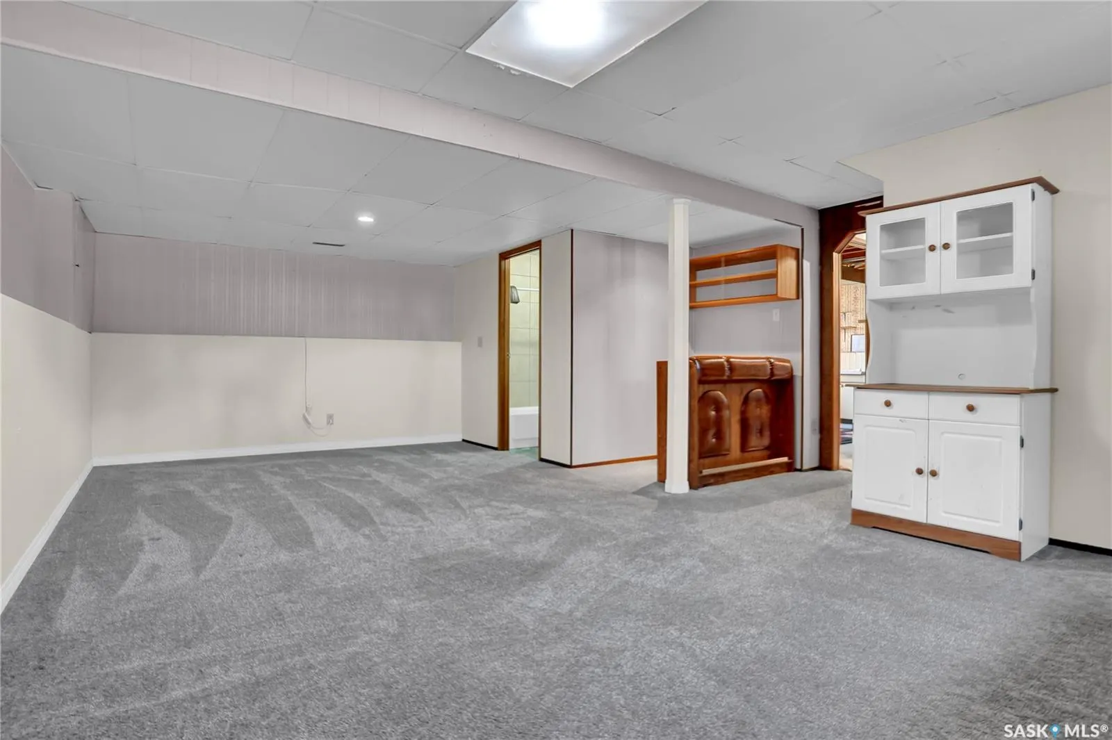 1507 Caribou STREET W