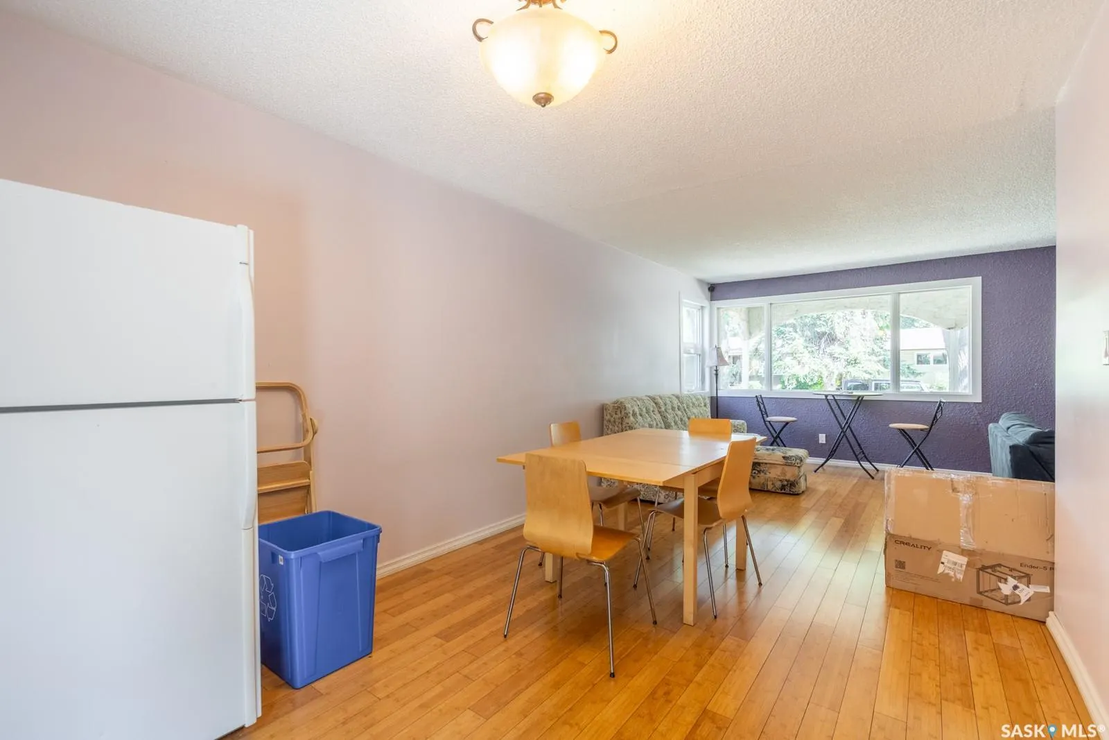60 Dunning CRESCENT