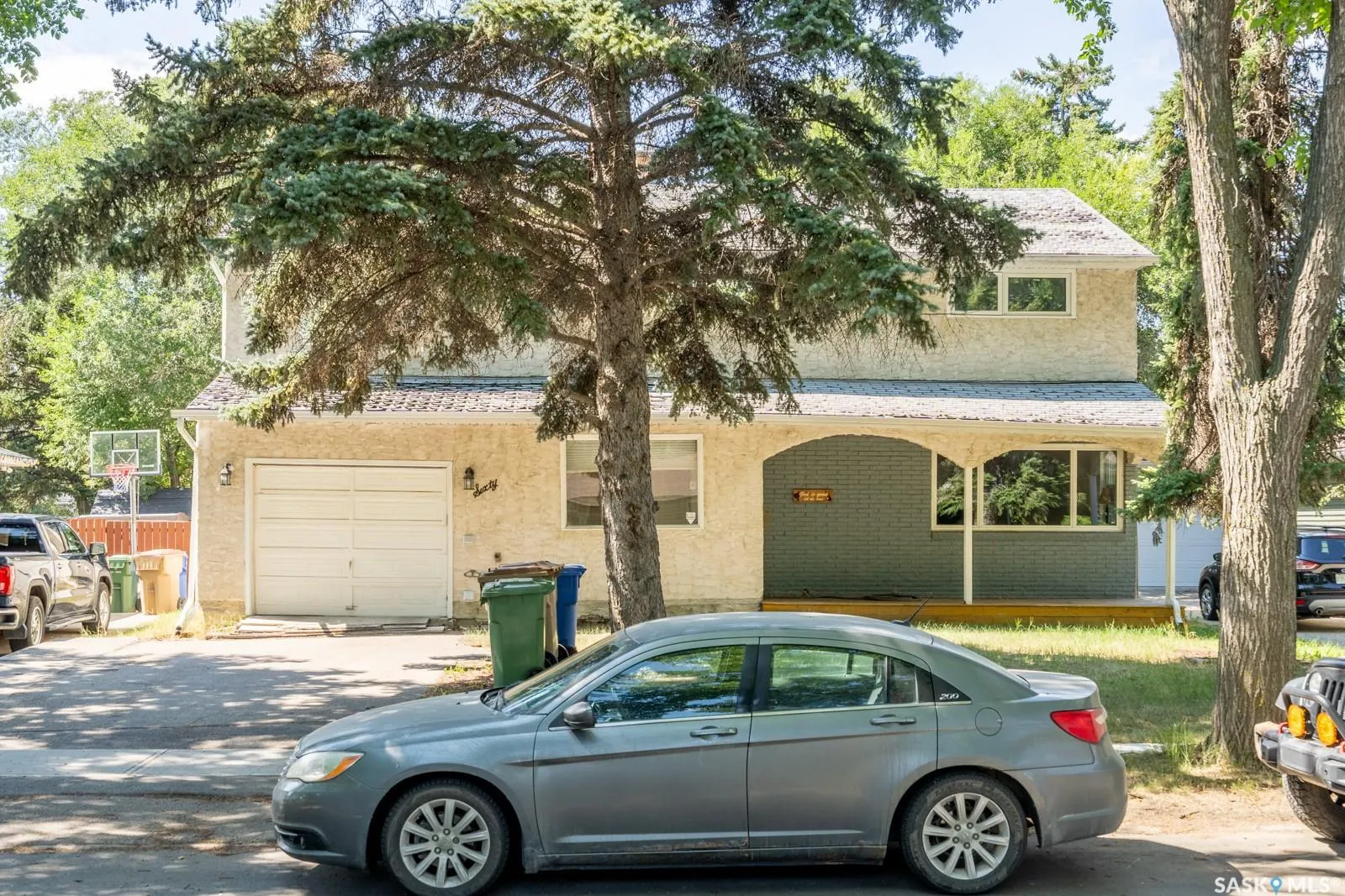 60 Dunning CRESCENT