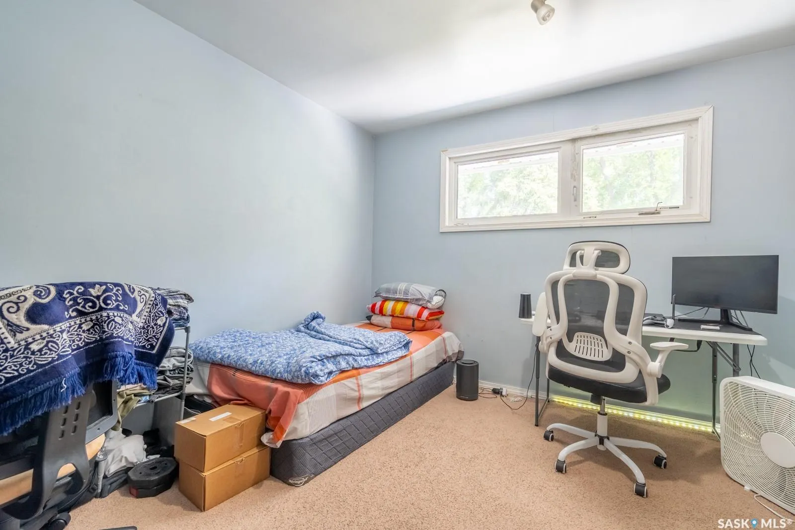 60 Dunning CRESCENT
