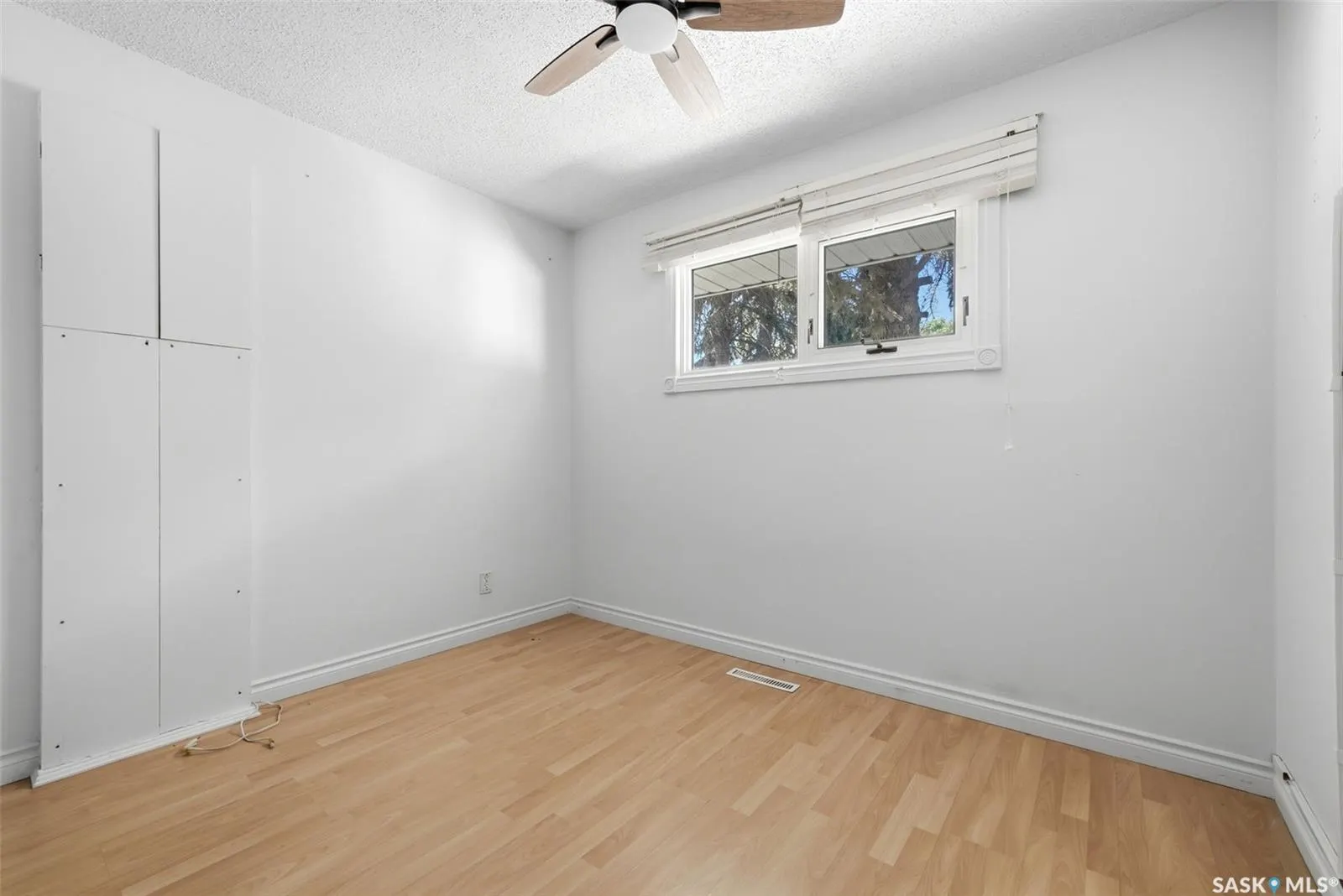 1410 4th AVENUE N