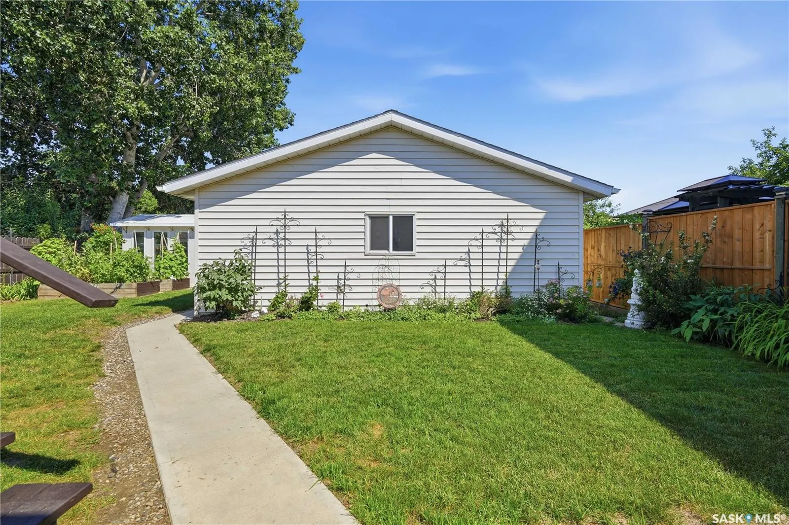 1630 Spadina DRIVE