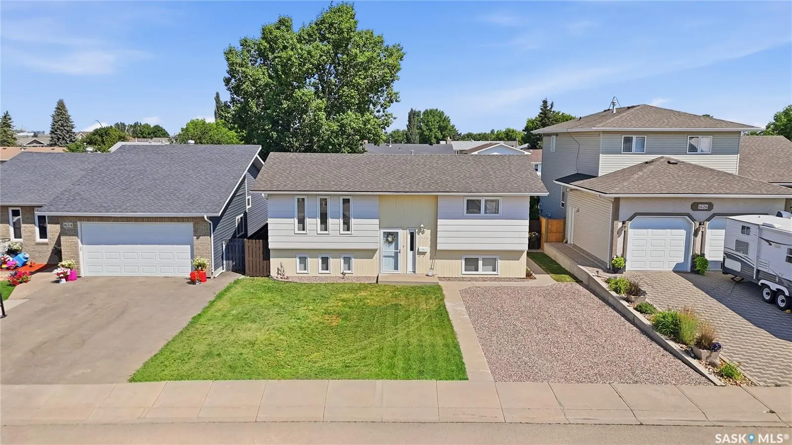 1630 Spadina DRIVE