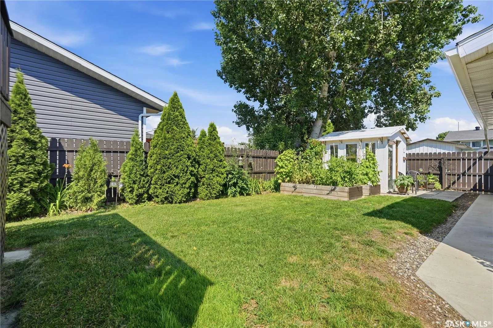 1630 Spadina DRIVE