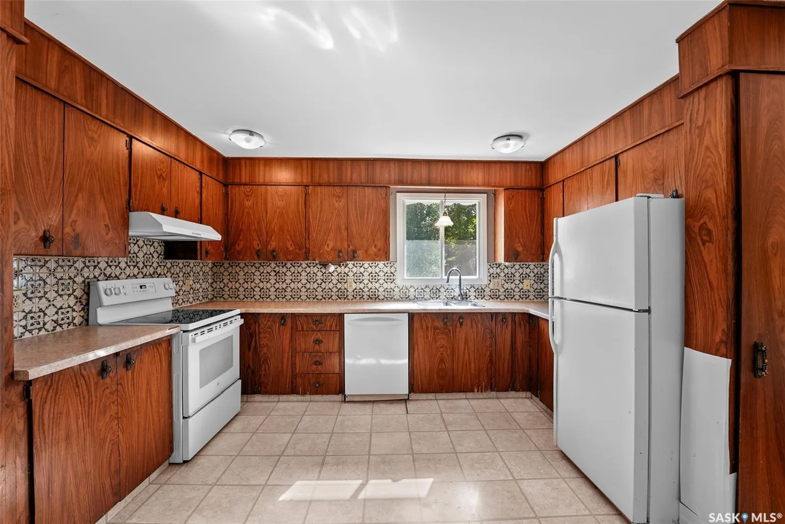 138 Mayfield ROAD