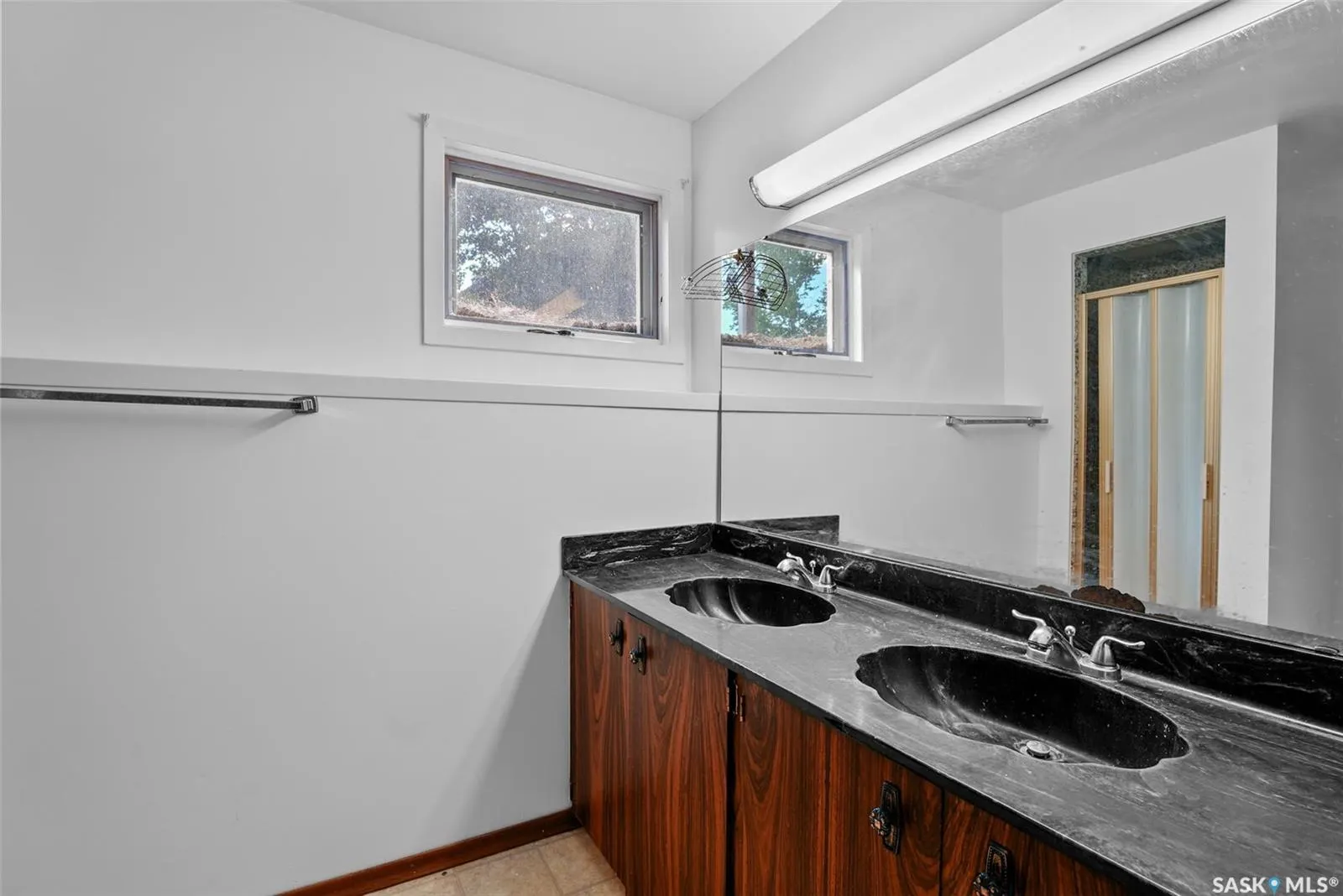 138 Mayfield ROAD