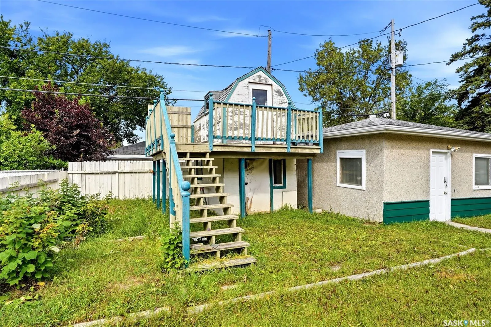 202 McCannel STREET