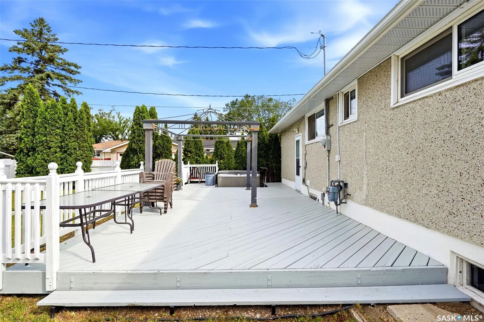 202 McCannel STREET