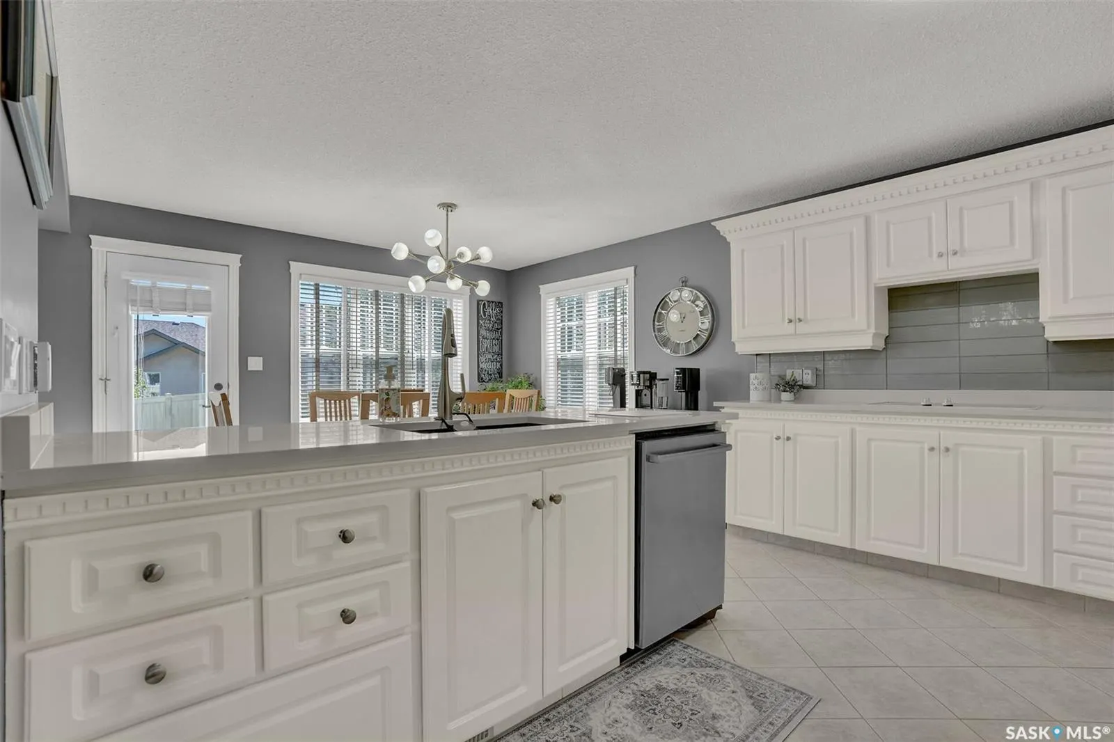 10302 WASCANA ESTATES
