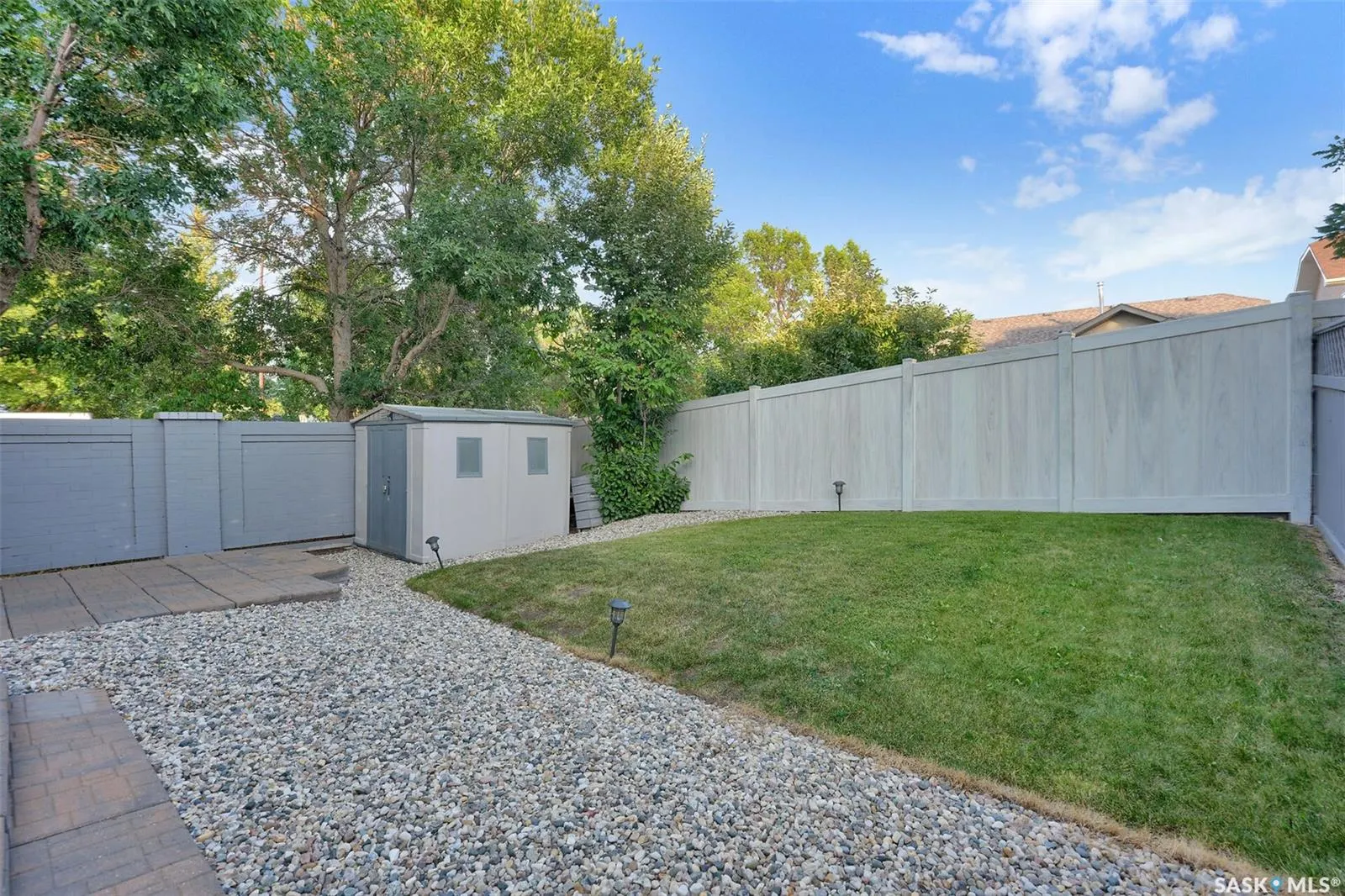 10302 WASCANA ESTATES