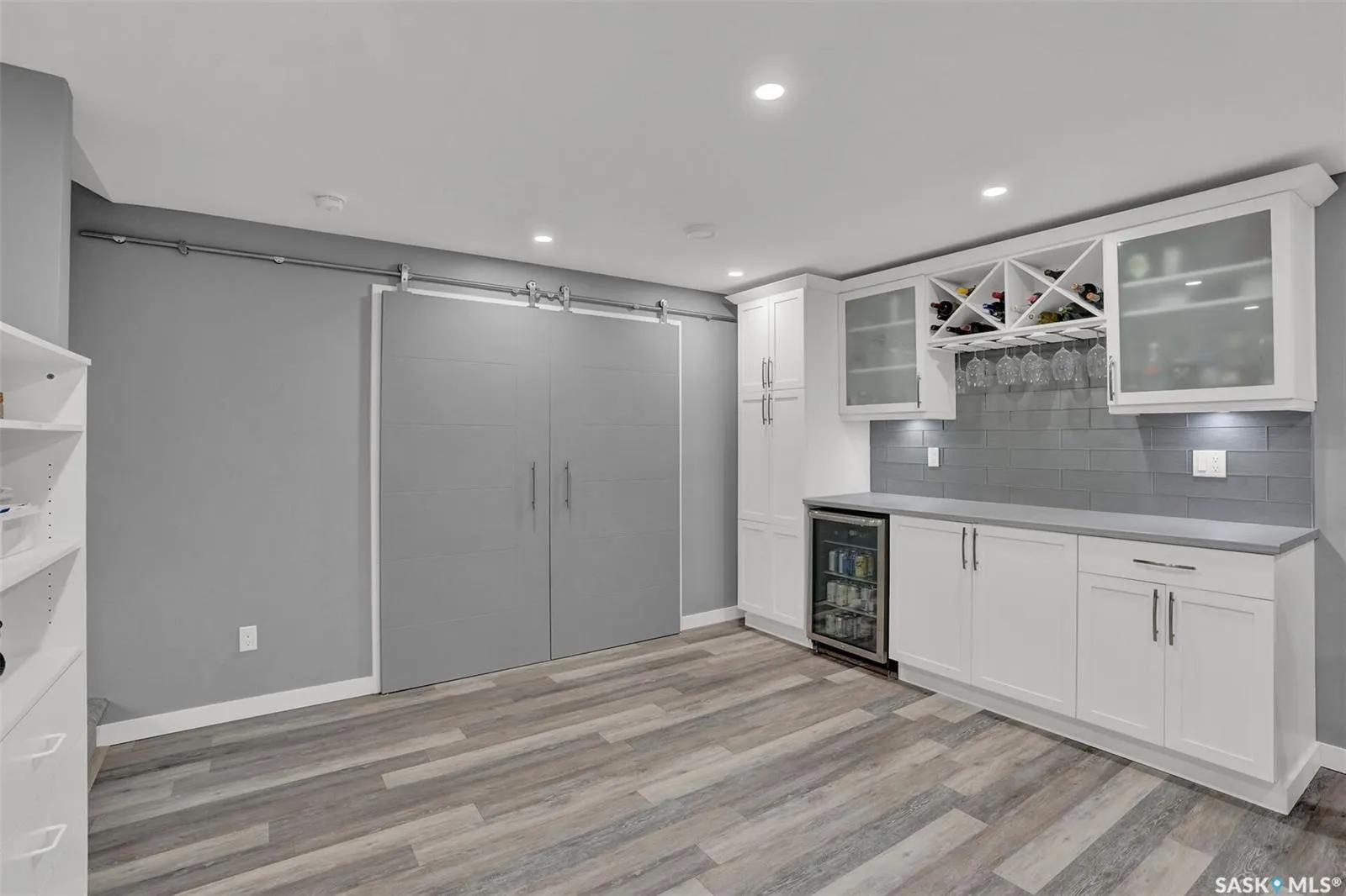 10302 WASCANA ESTATES