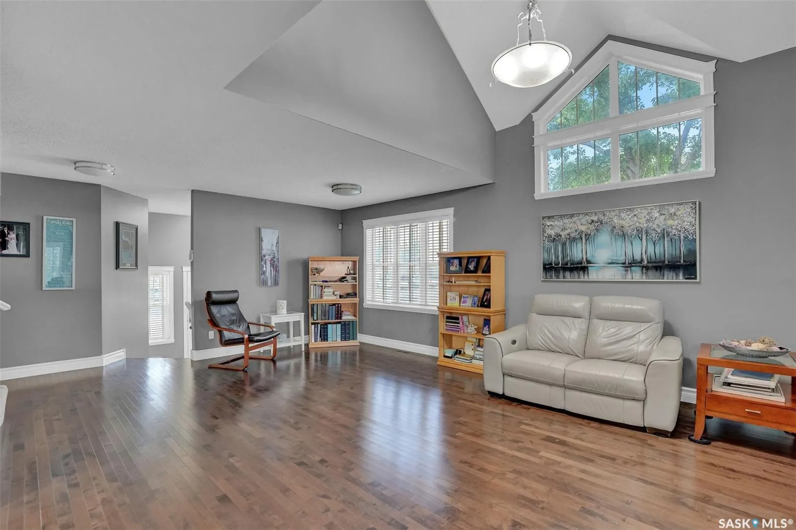 10302 WASCANA ESTATES