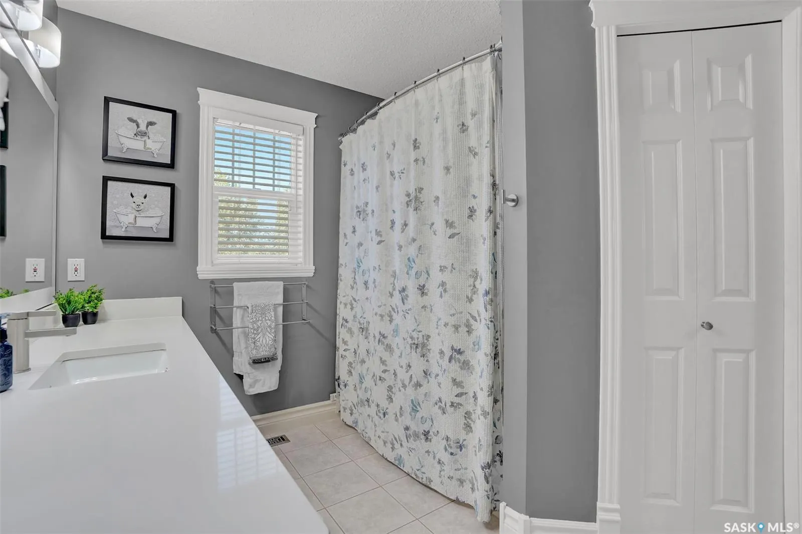 10302 WASCANA ESTATES