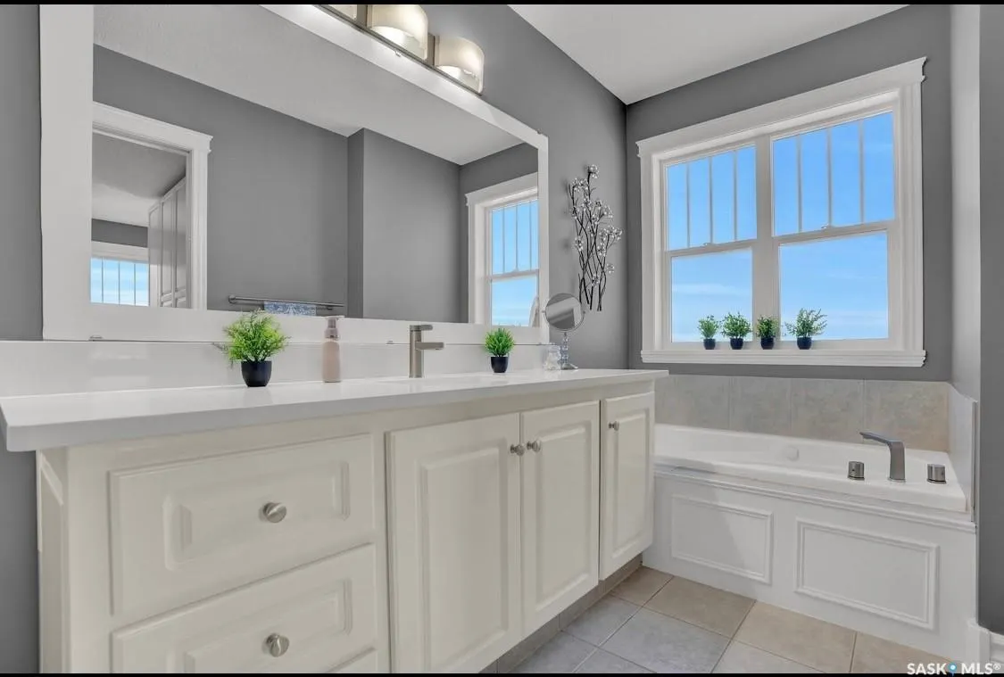 10302 WASCANA ESTATES