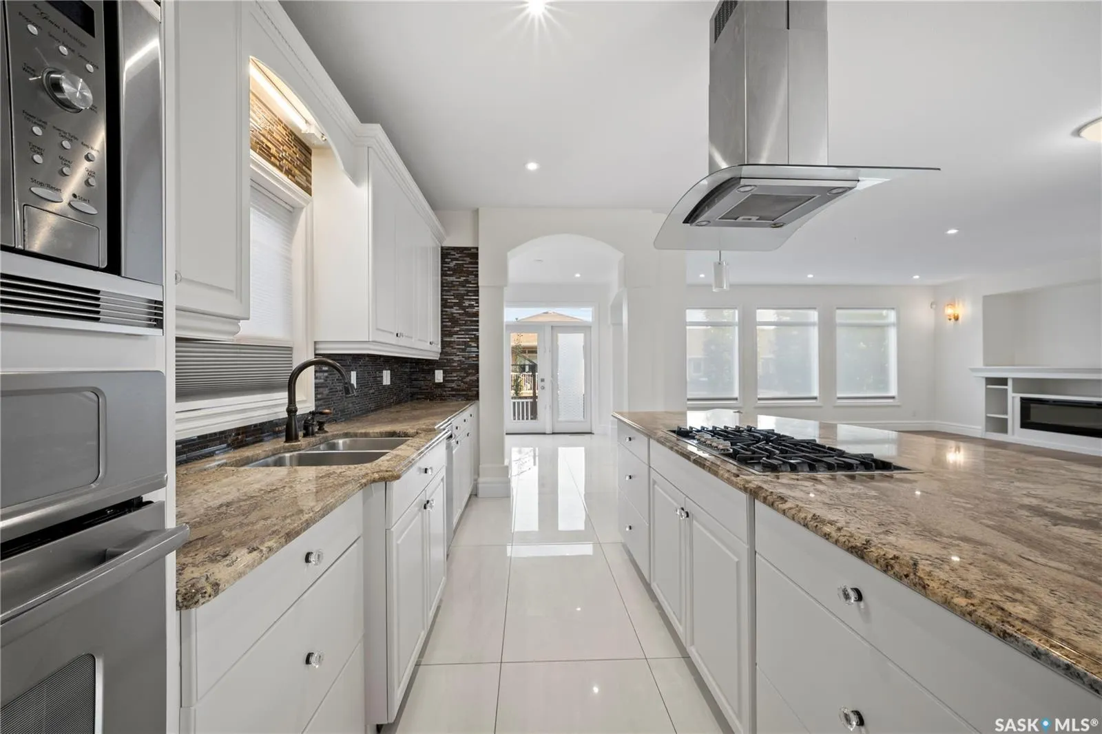 4622 Malcolm DRIVE