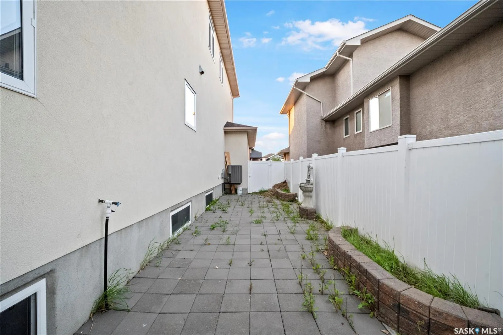 4622 Malcolm DRIVE