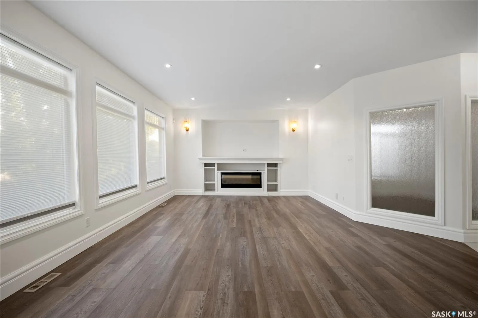 4622 Malcolm DRIVE