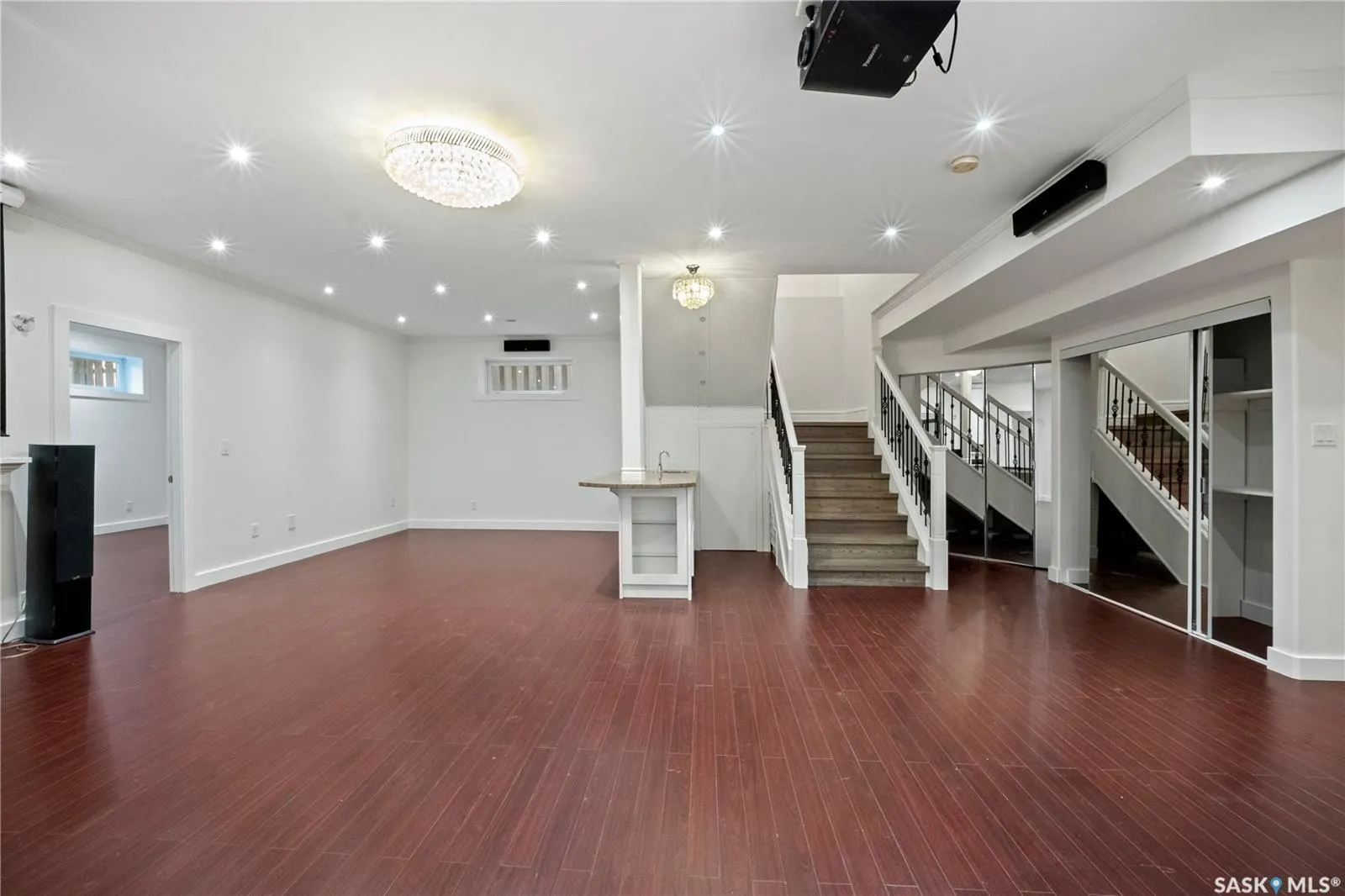 4622 Malcolm DRIVE