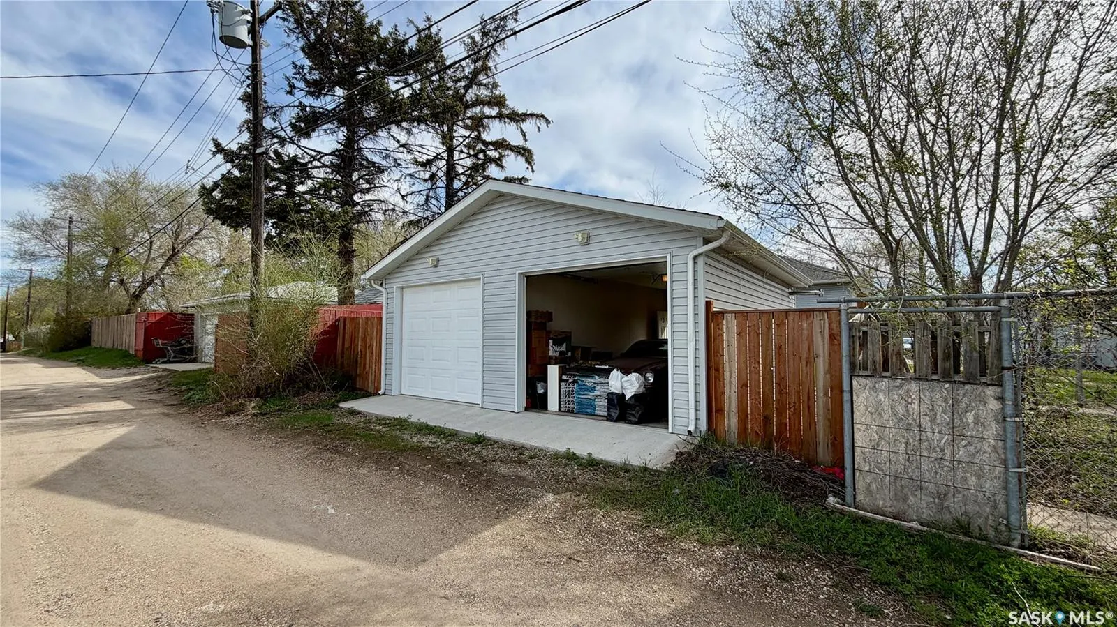 215 V AVENUE N