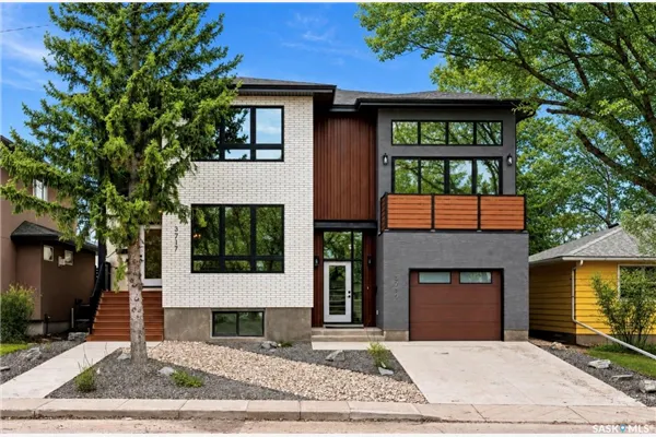 3919 Qu'appelle DRIVE
