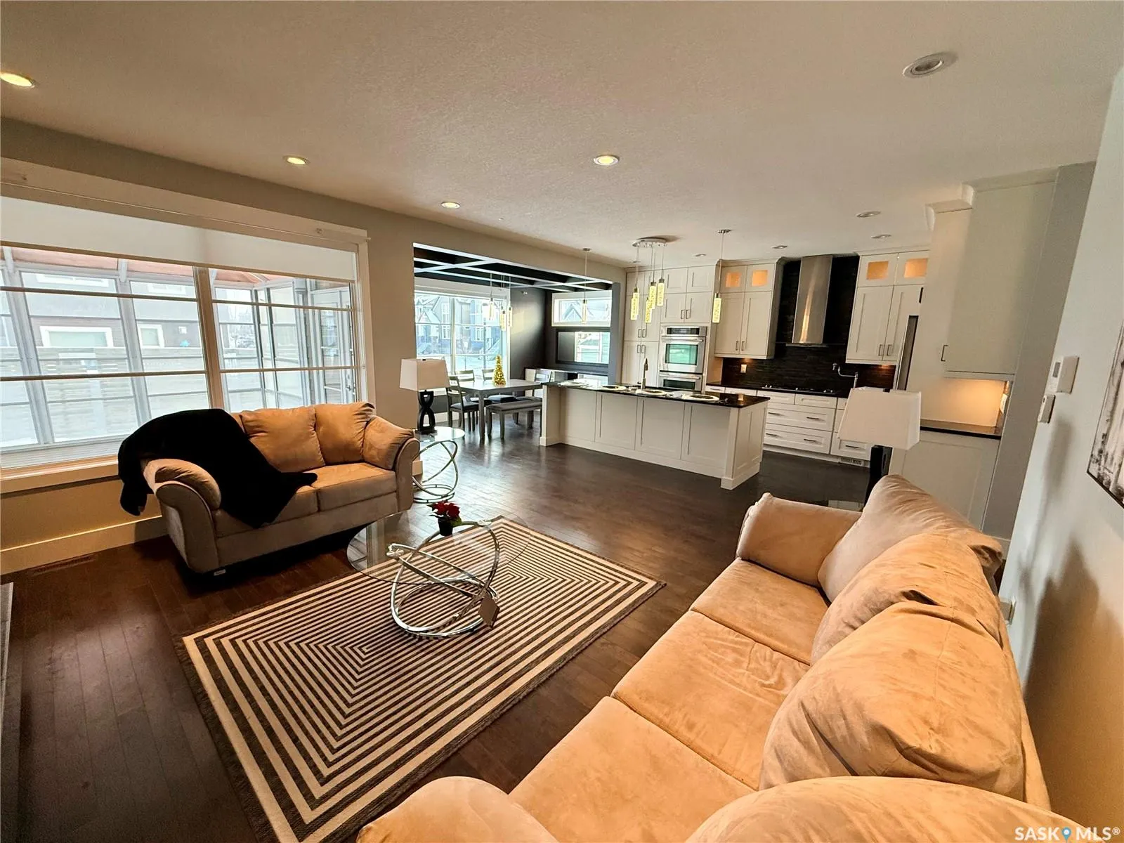 3633 GREEN WATER DRIVE