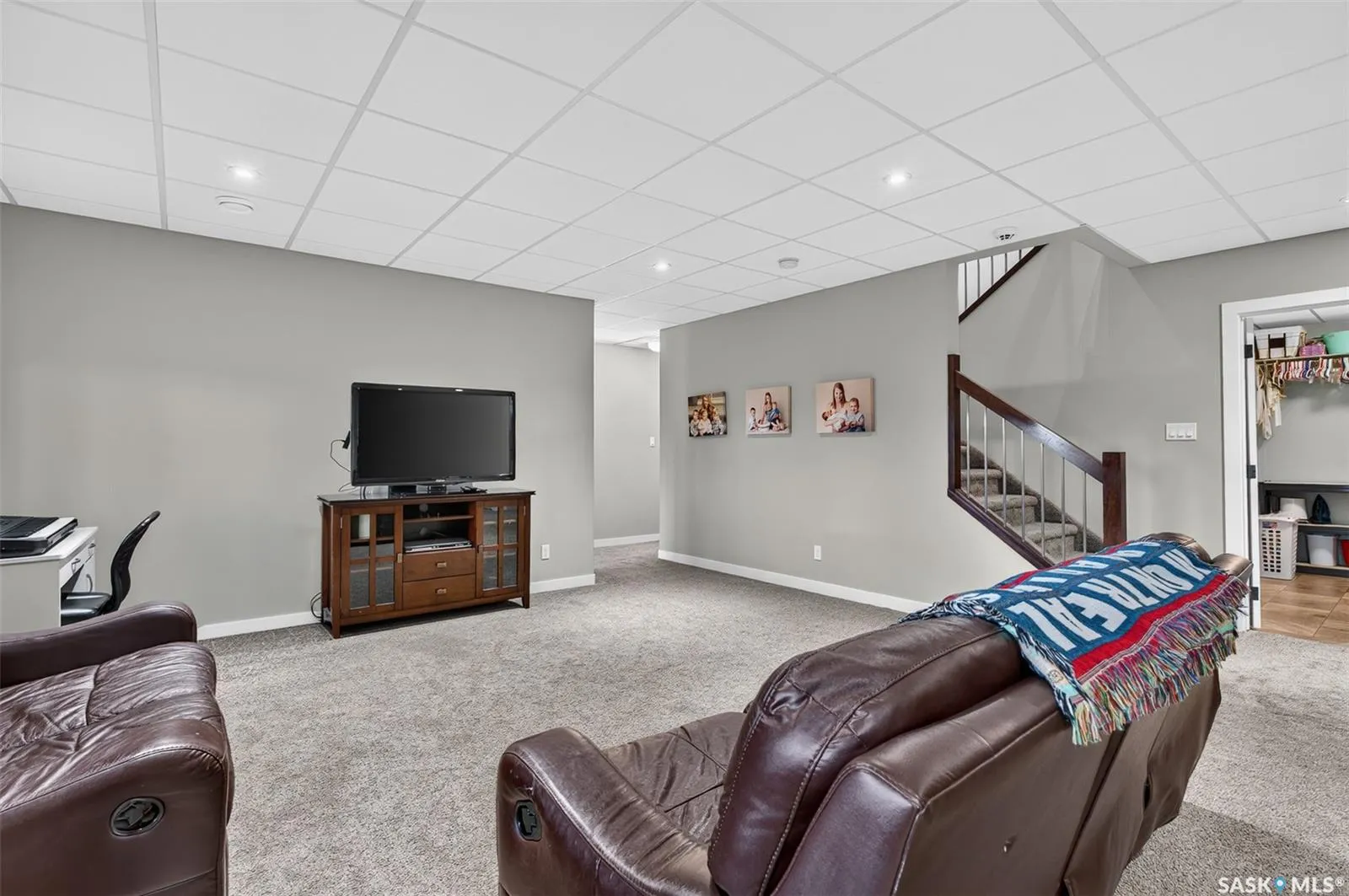 1214 Meier DRIVE