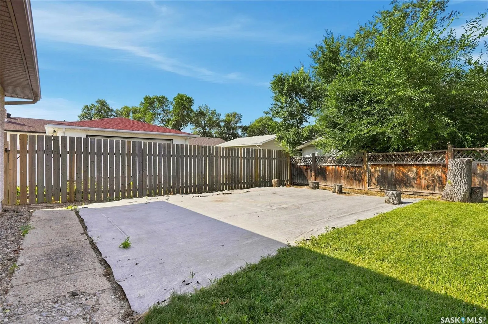 145 Dalgliesh DRIVE