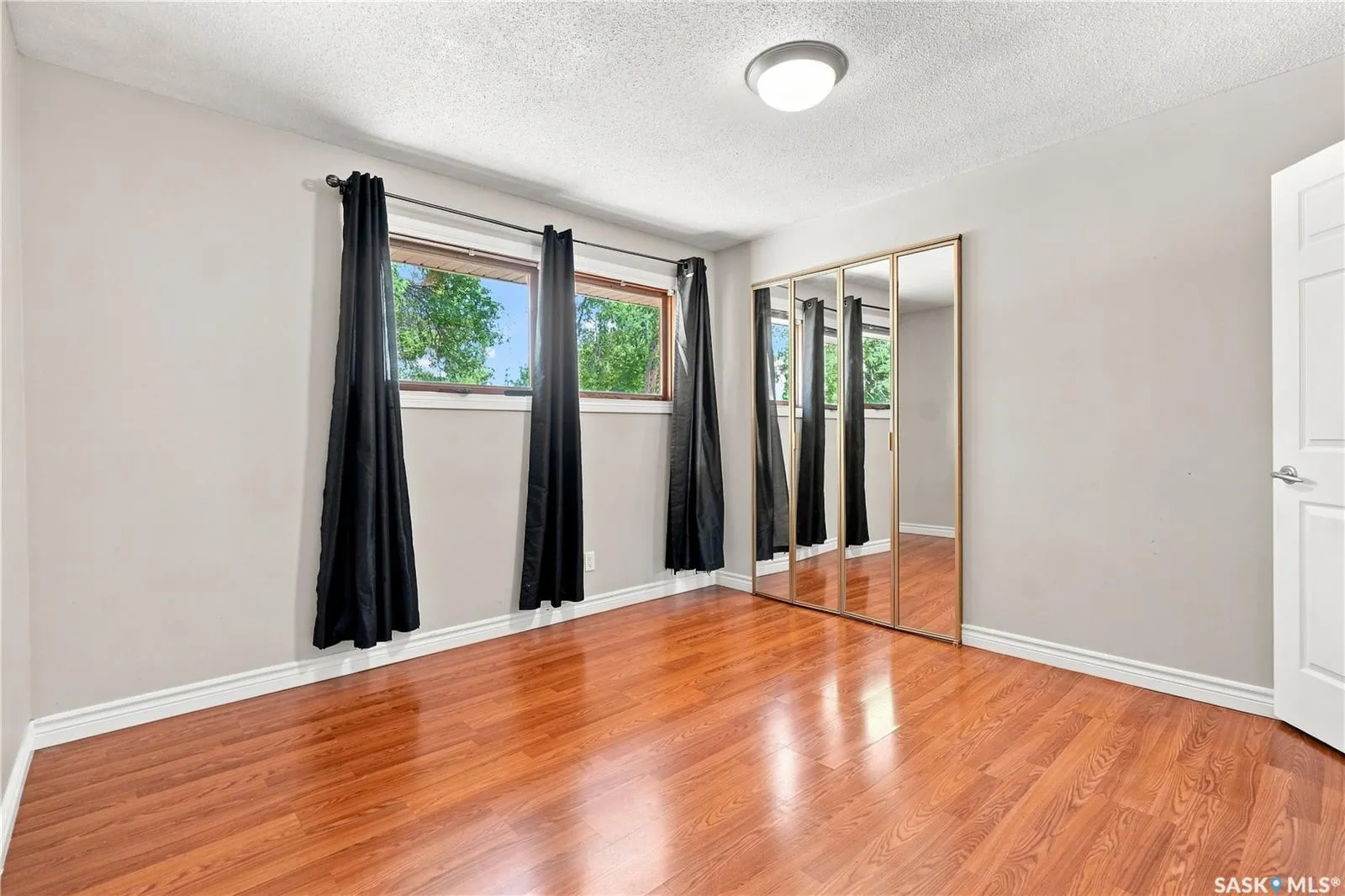 145 Dalgliesh DRIVE