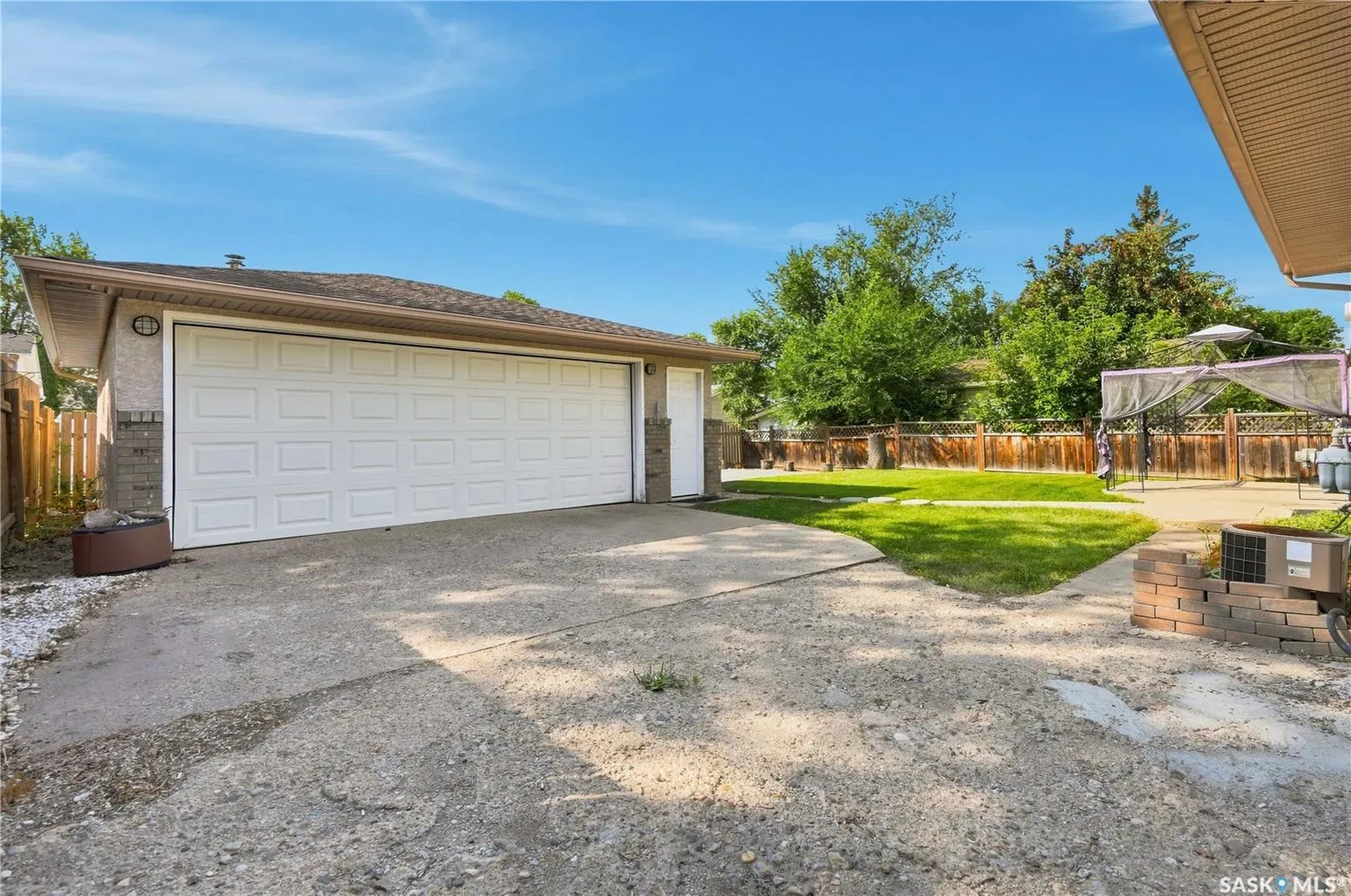 145 Dalgliesh DRIVE