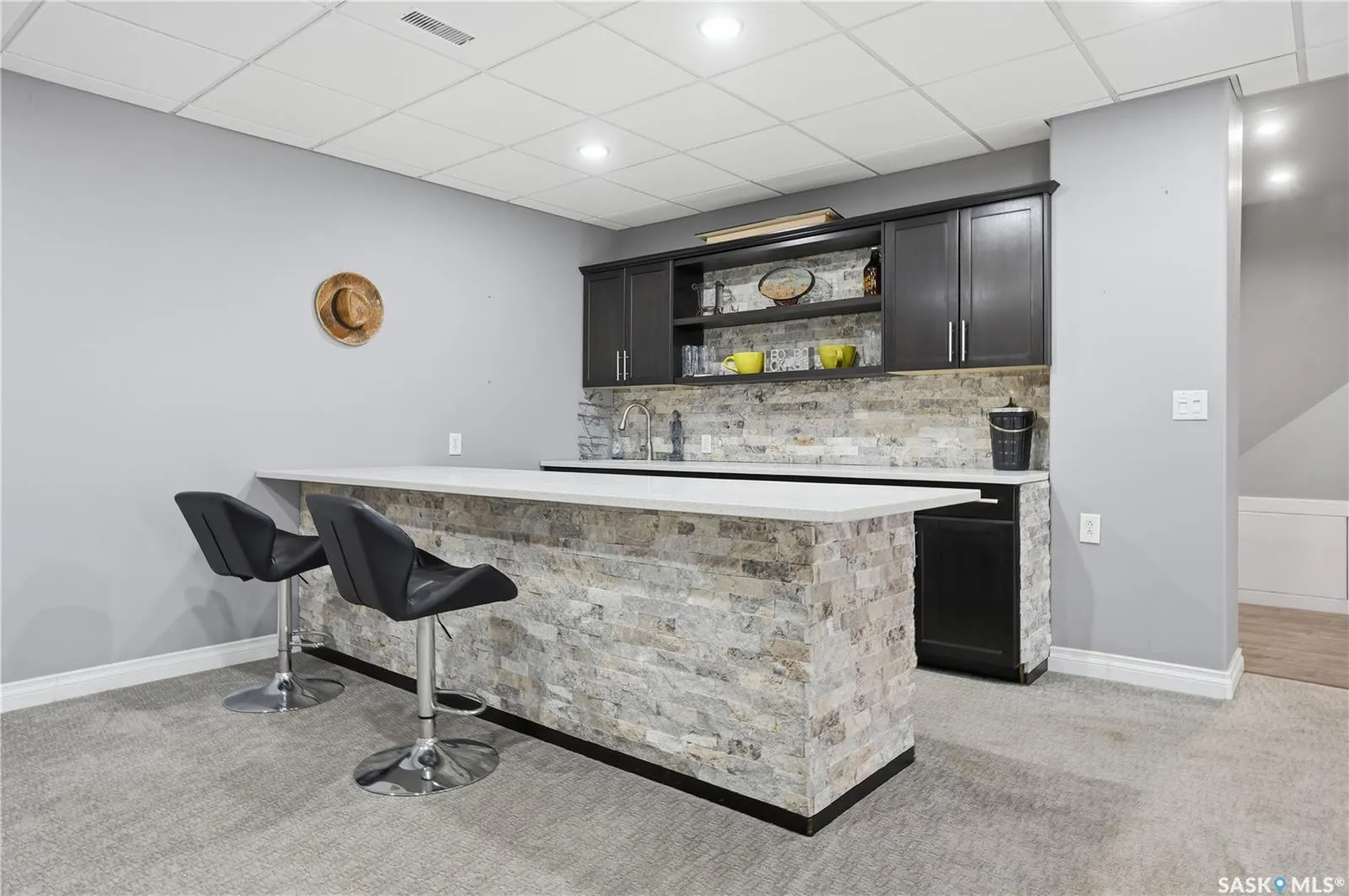 10 Meadow BAY