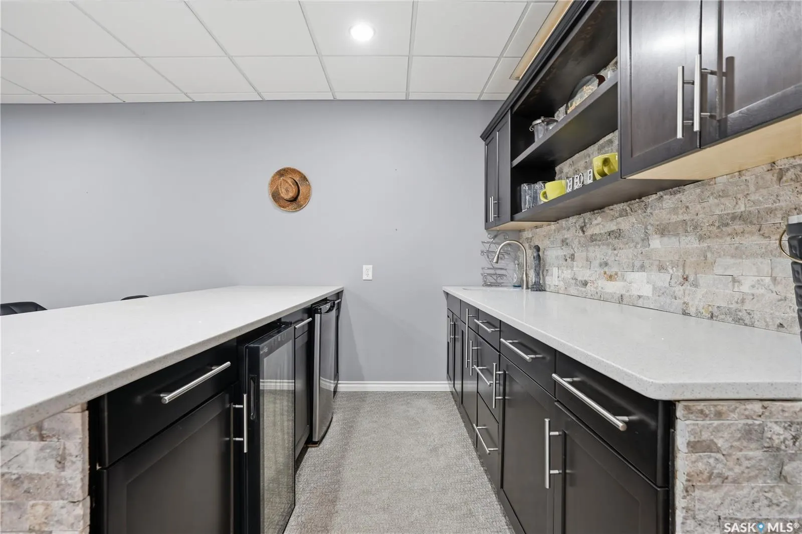 10 Meadow BAY