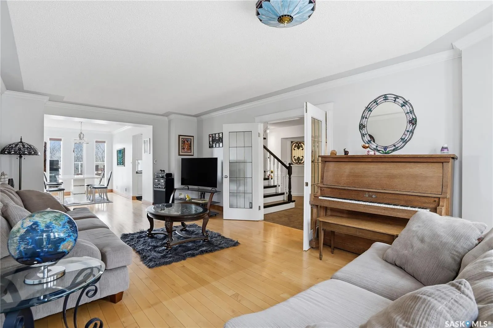 10 Meadow BAY