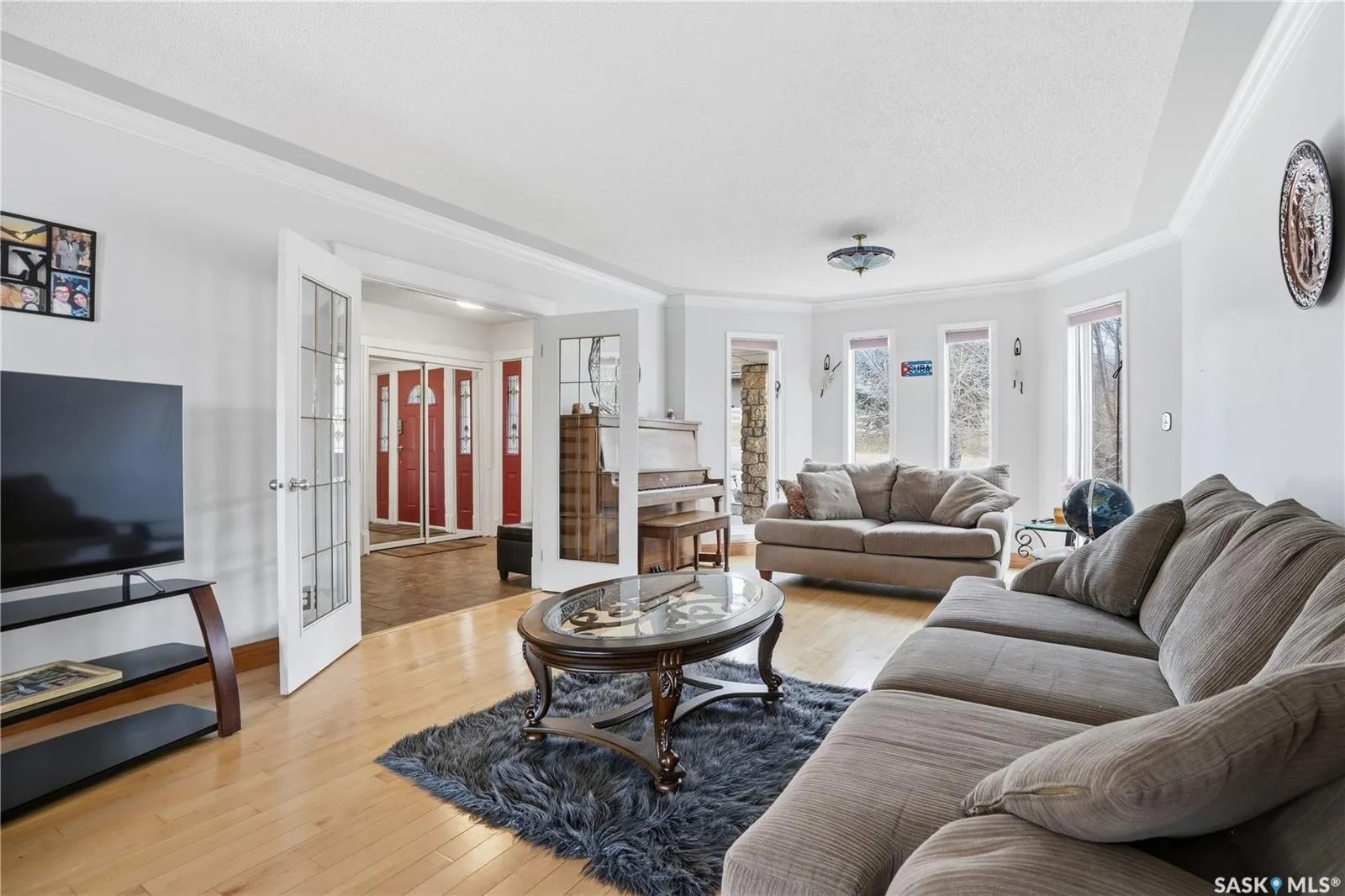 10 Meadow BAY