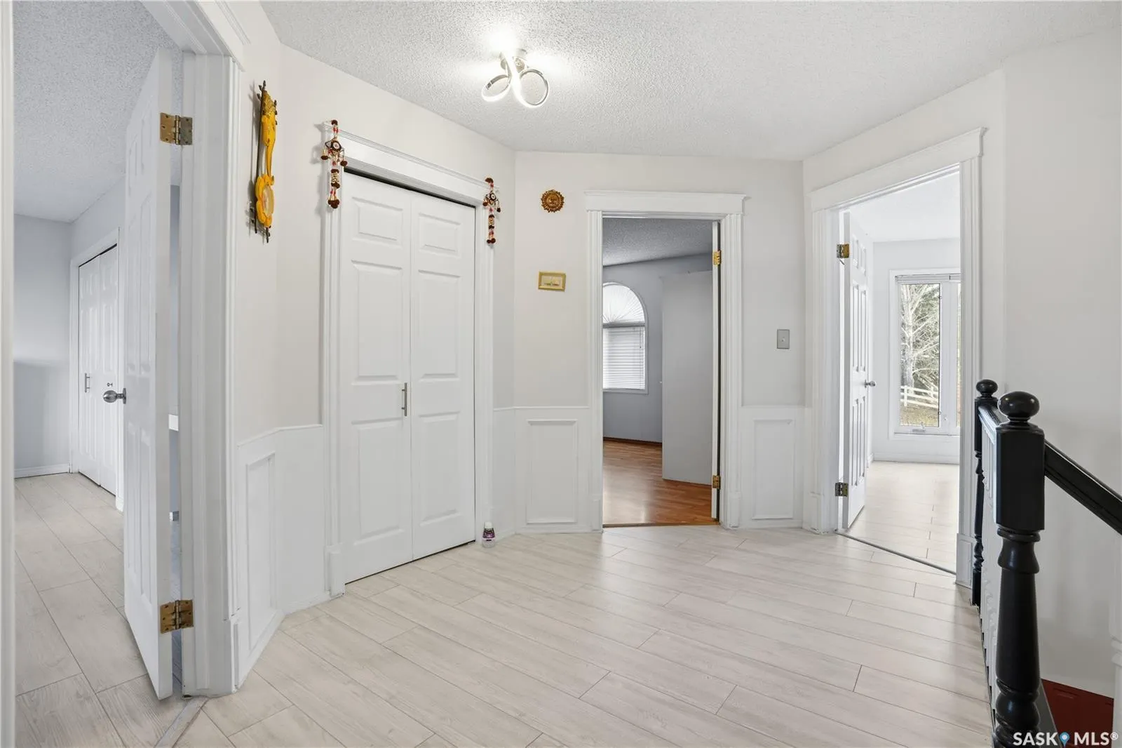 10 Meadow BAY