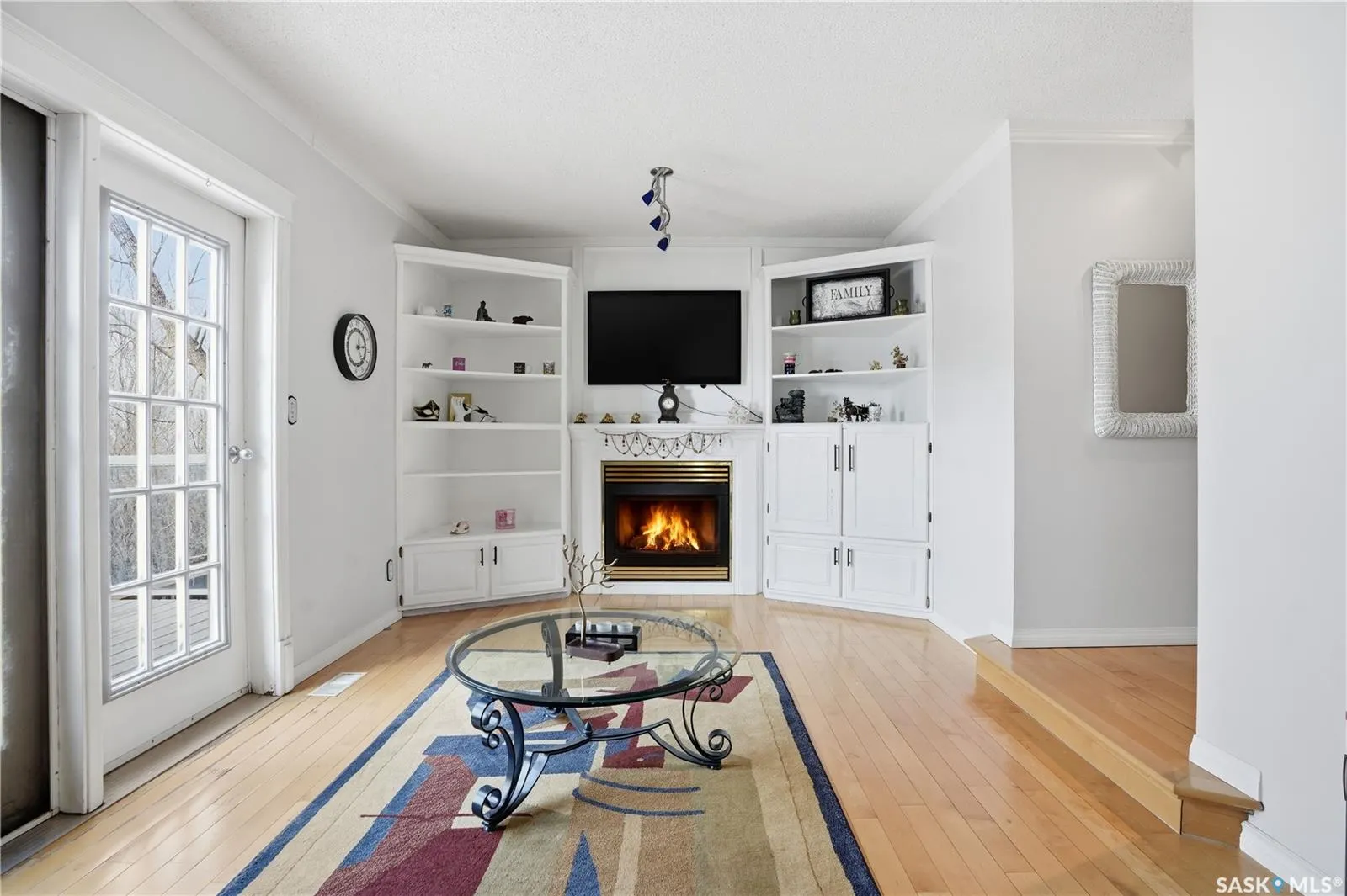 10 Meadow BAY