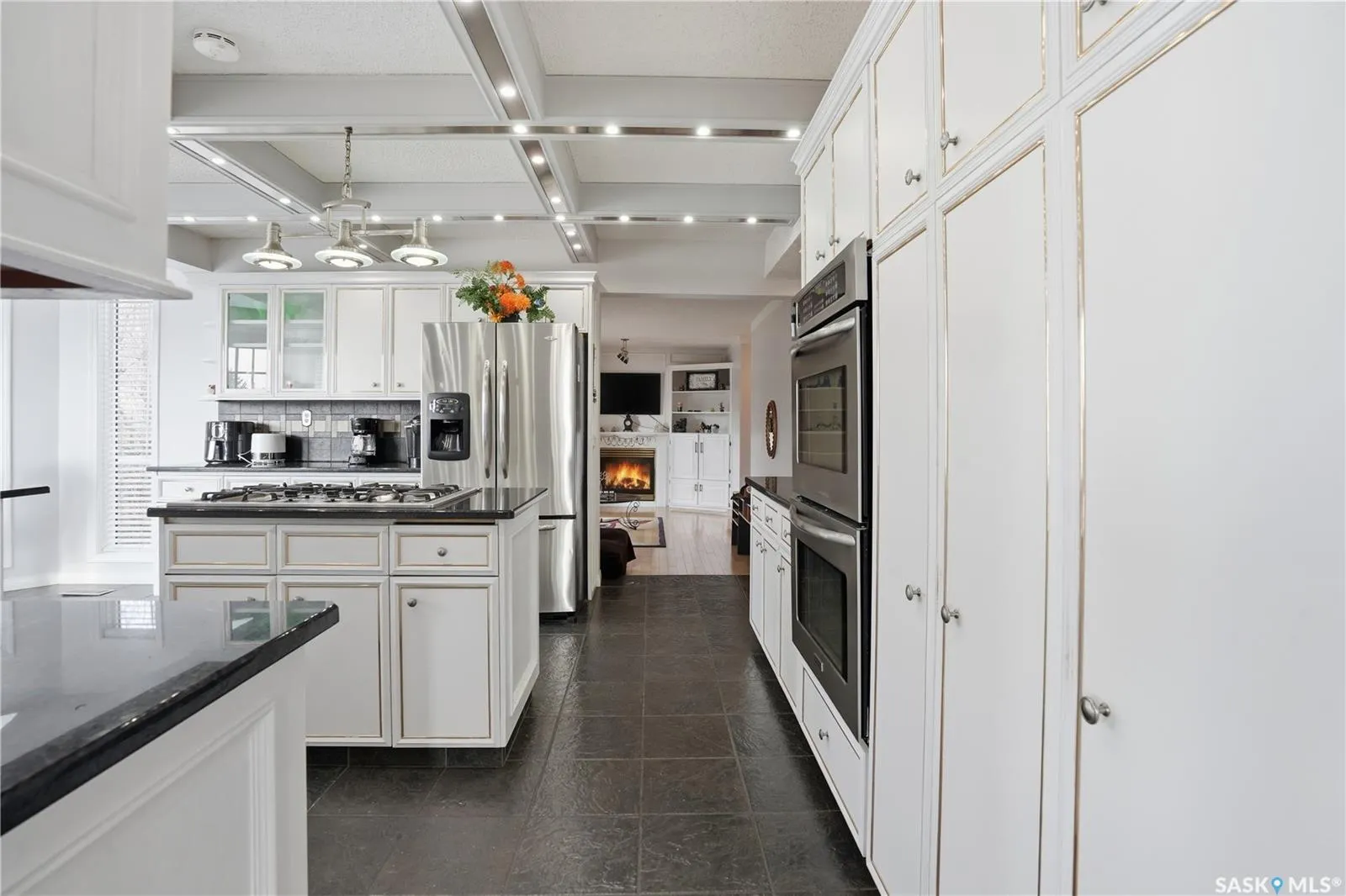 10 Meadow BAY