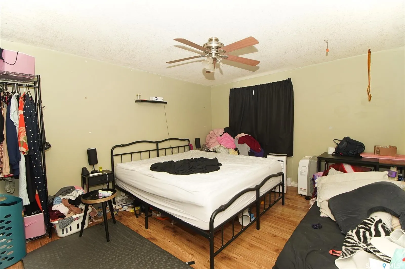417 Robinson STREET #A B