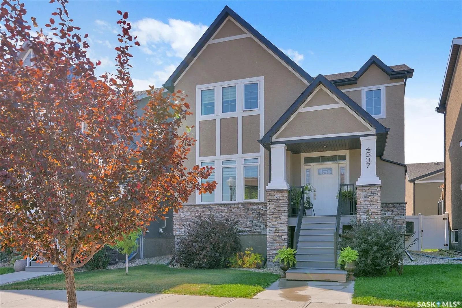 4537 Green Apple DRIVE E