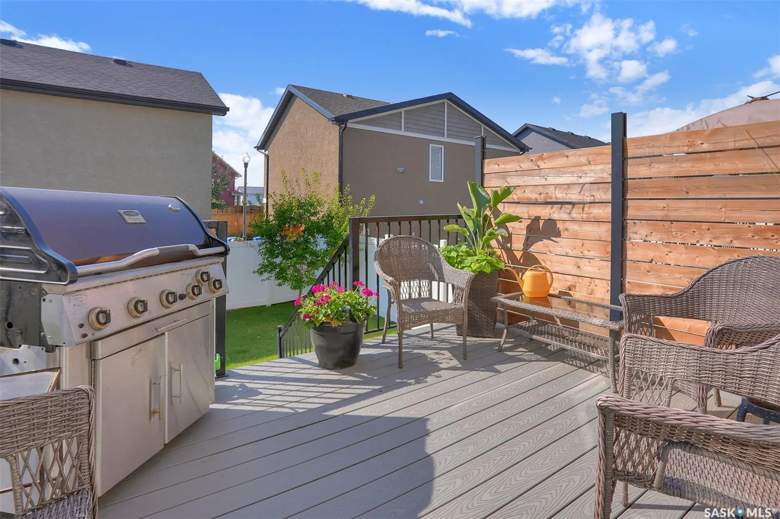 4537 Green Apple DRIVE E