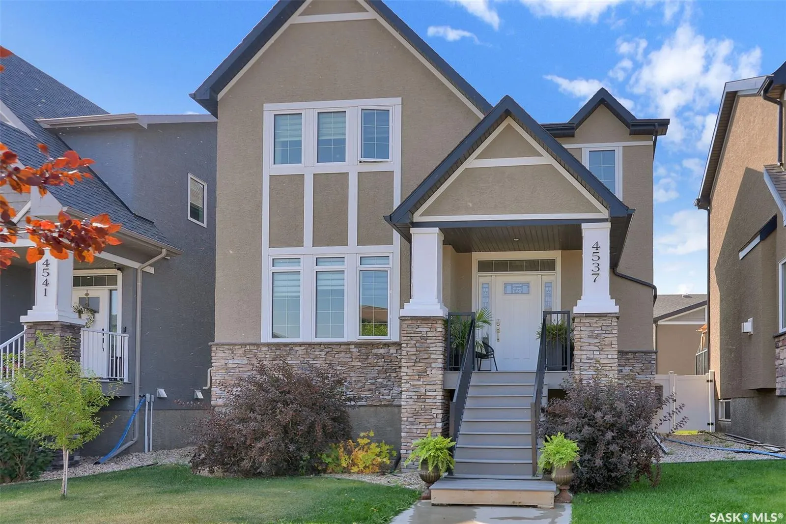 4537 Green Apple DRIVE E