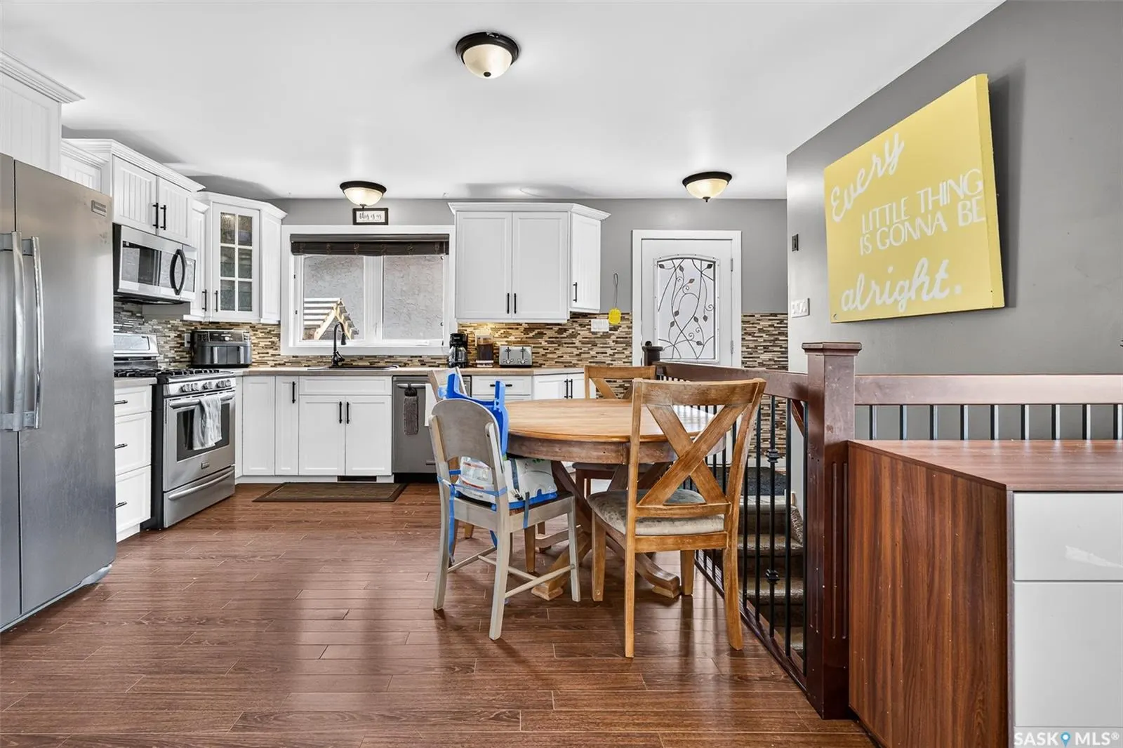 1214 Grandview STREET W